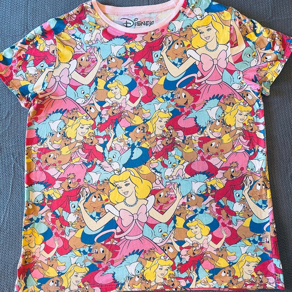 Disney Cakeworthy Sleeping Beauty Disney Princess shirt Size XL